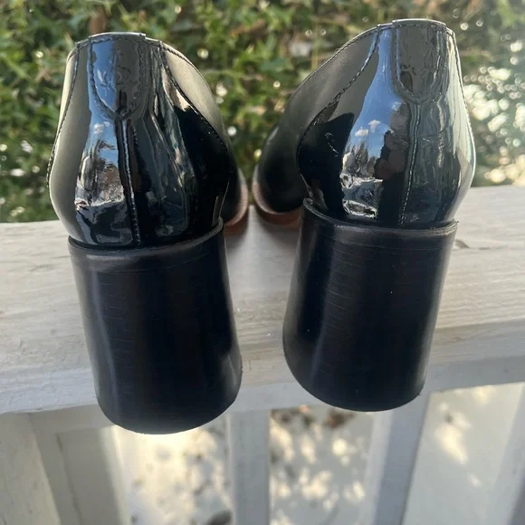 Miss Eliza pump. The office of Angela  Scott. - Picture 5 of 11